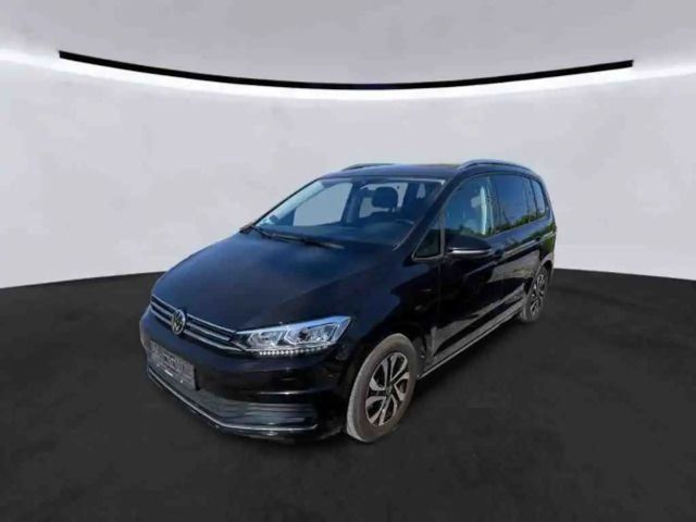 Volkswagen Touran 1.5 TSI DSG