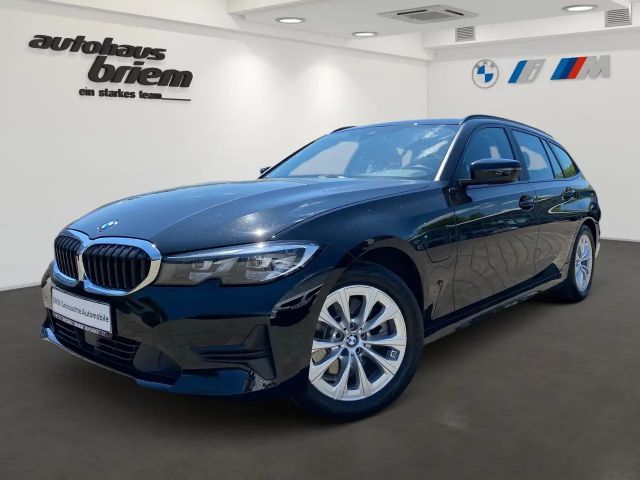 BMW 320 320e Touring xDrive