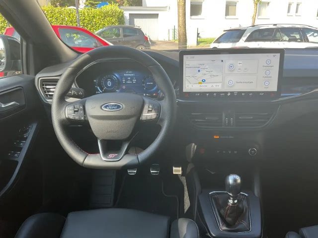 Ford Focus EcoBoost ST Line Wagon