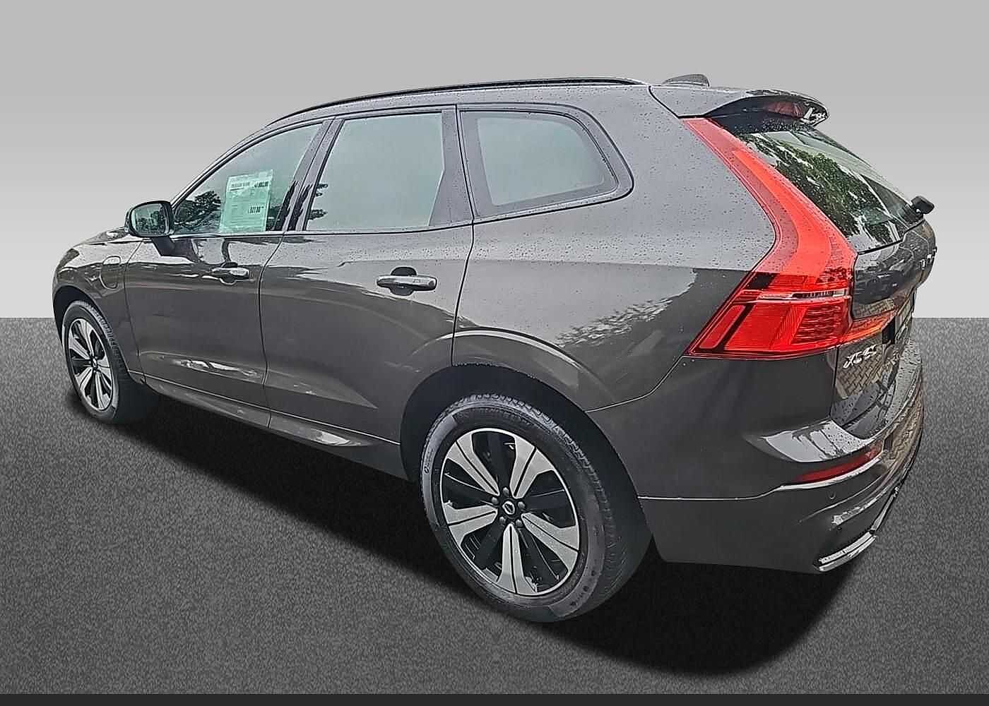 Volvo XC60 AWD Dark Plus T6