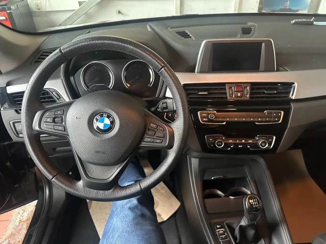 BMW X1 Advantage pakket sDrive