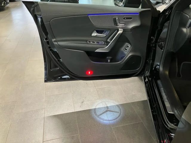 Mercedes-Benz CLA 200 Coupé Progressive