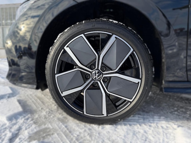 Volkswagen Golf 1.5 eTSI DSG Variant