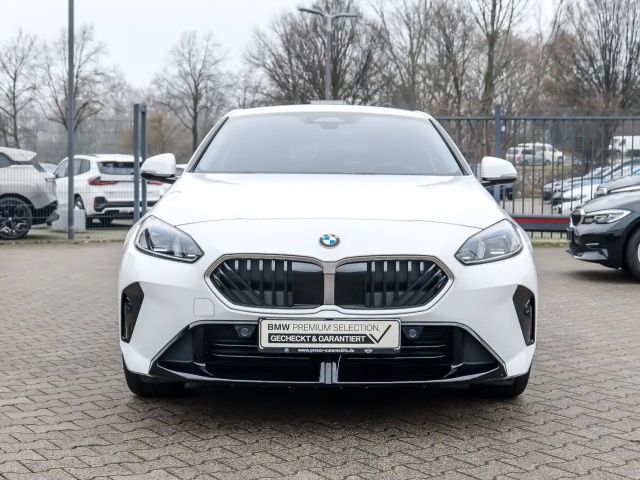 BMW 120 120i 5-deurs M-Sport Sedan