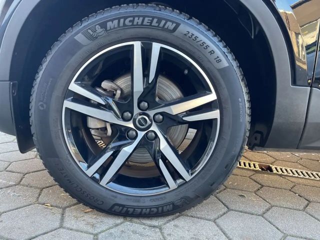 Volvo XC40 Dark Plus