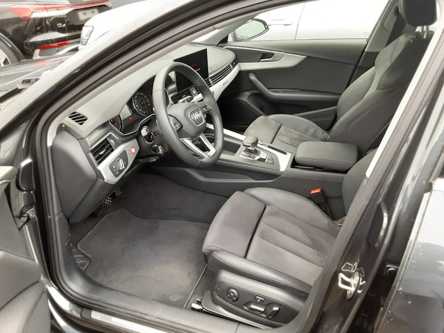 Audi A4 40 TDI Quattro S-Tronic Sedan