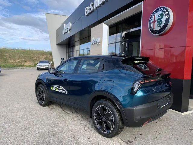 Alfa Romeo Junior Ibrida