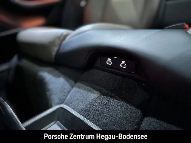 Porsche Taycan 4S Cross Turismo