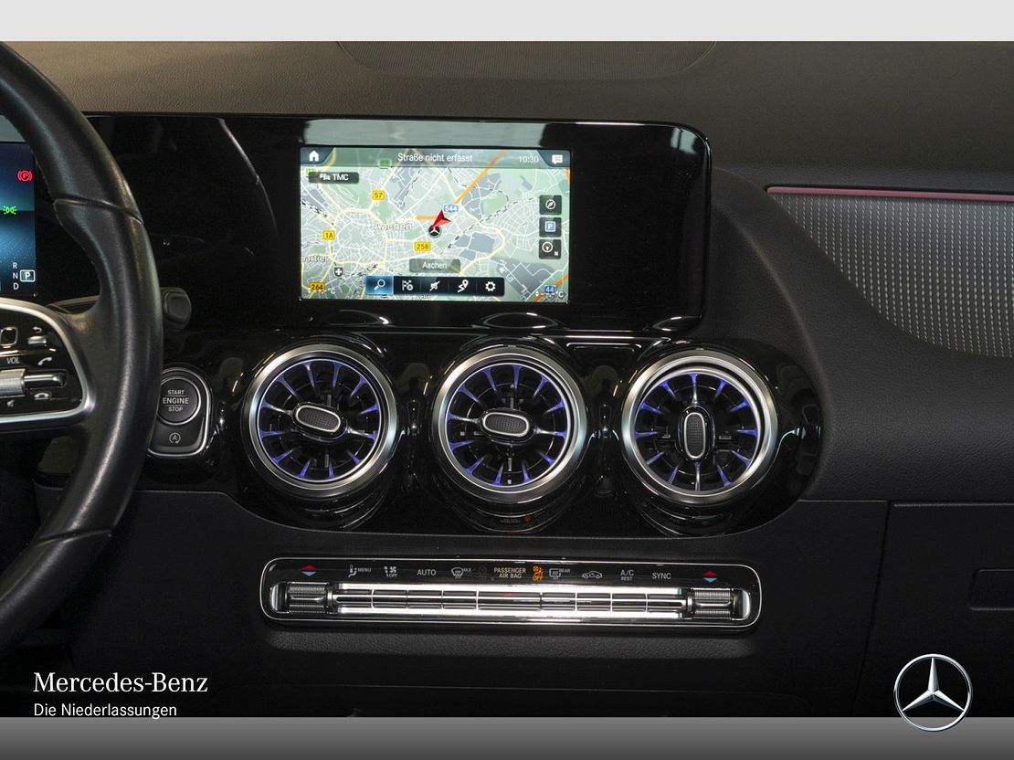 Mercedes-Benz GLA 200 4MATIC GLA 200 d