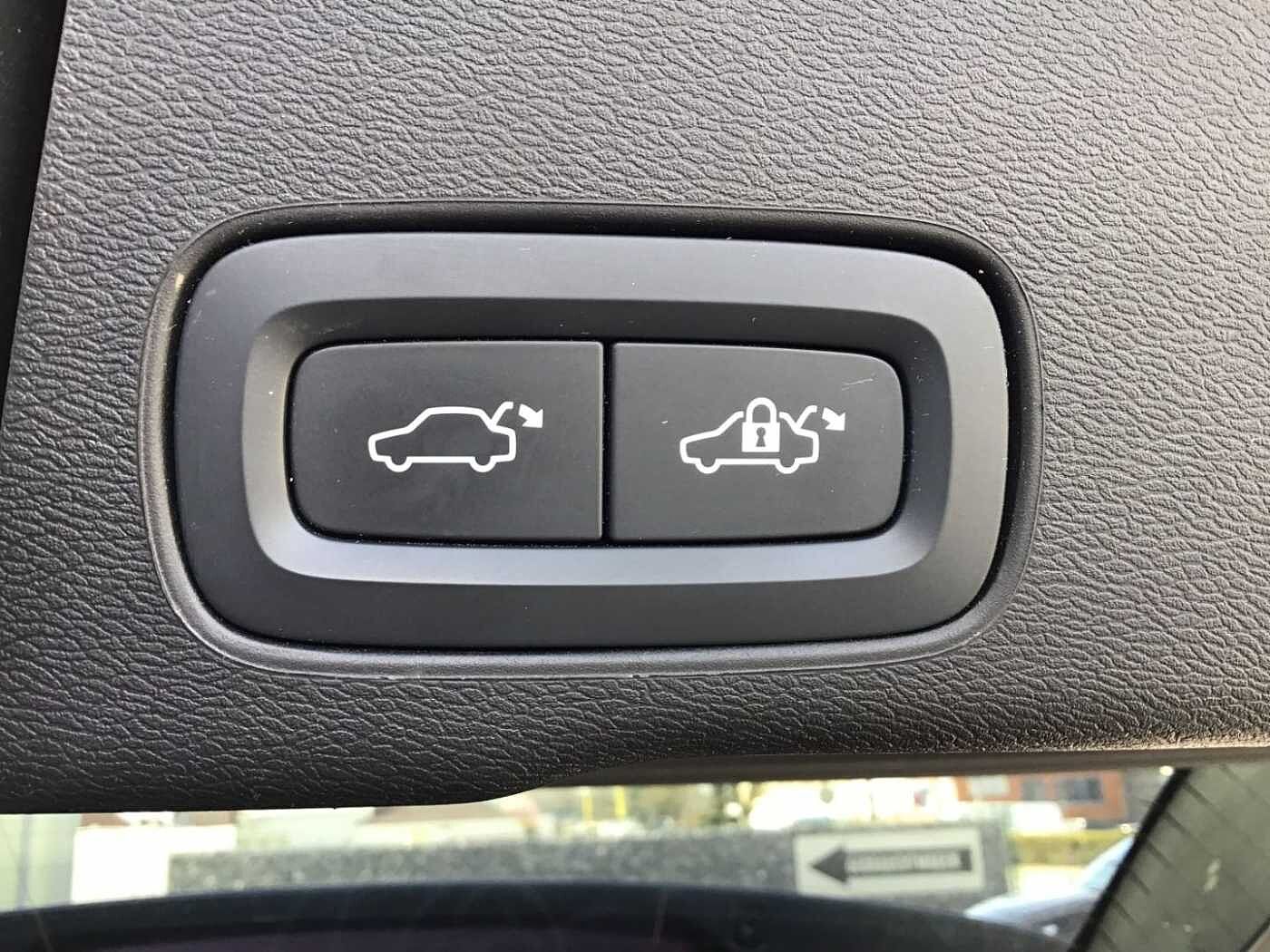 Volvo XC60 AWD Bright Core T6