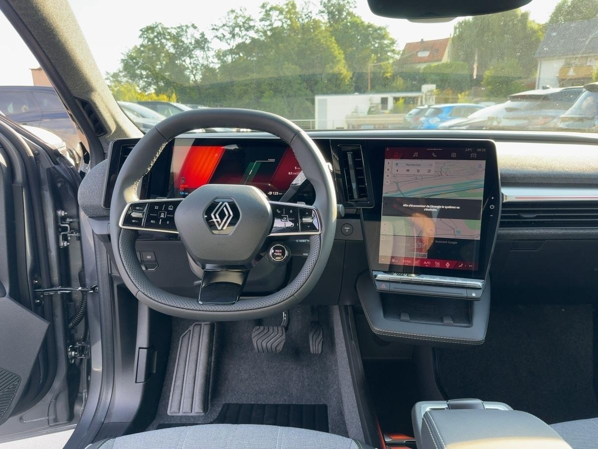 Renault Scenic E-Tech Techno