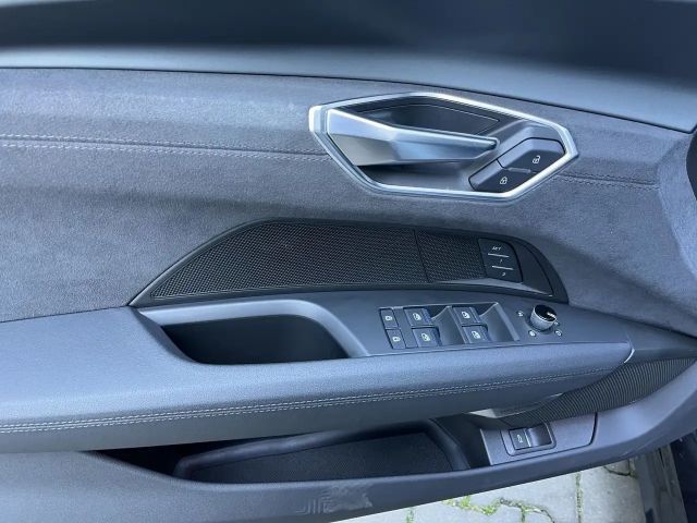 Audi e-tron GT 350 kW