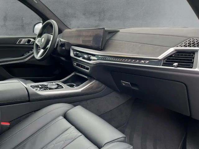 BMW X7 M-Sport xDrive