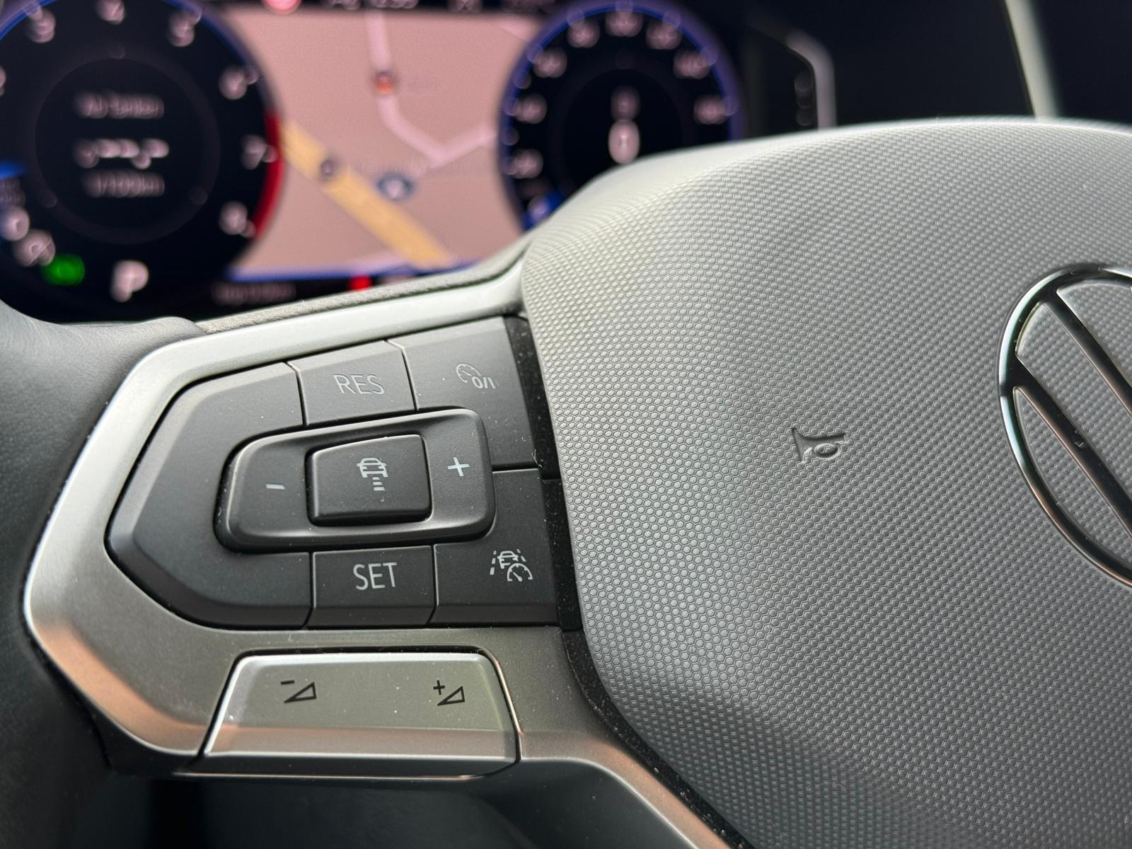 Volkswagen T-Roc 1.5 TSI DSG R-Line