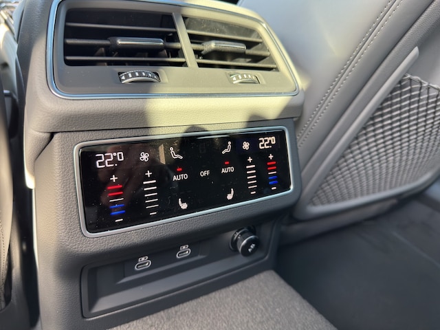 Audi S6 Avant Quattro