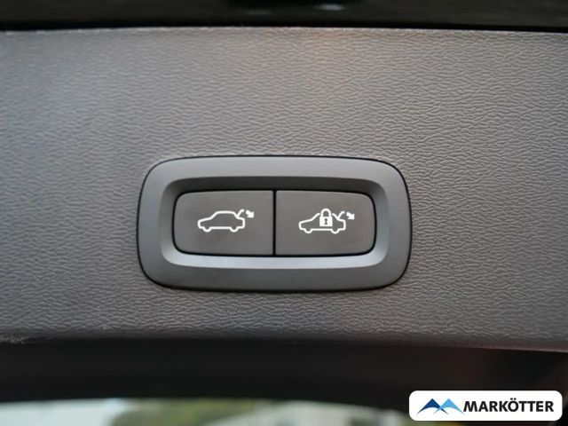 Volvo XC40 AWD Plus Twin Engine