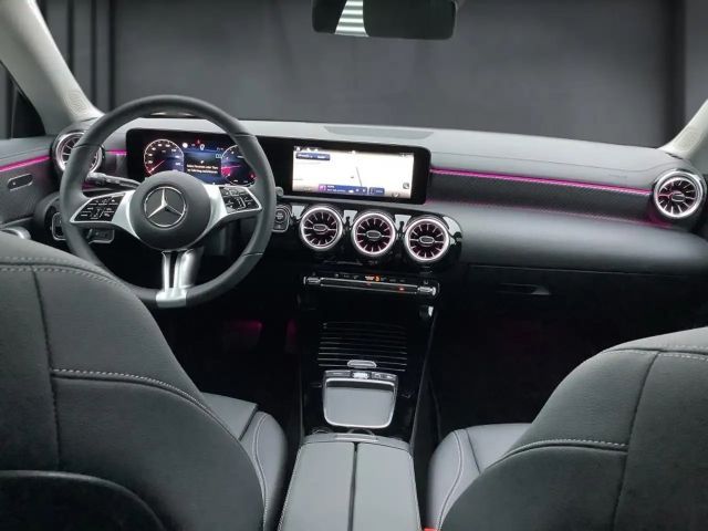 Mercedes-Benz CLA 180 Shooting Brake