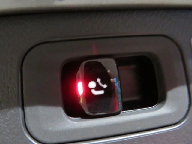 Mercedes-Benz C 300 AMG Line C 300 d Estate