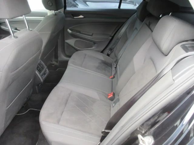 Volkswagen Golf 1.5 TSI IQ.Drive Style