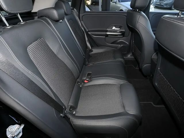 Mercedes-Benz B 200 B 200 d