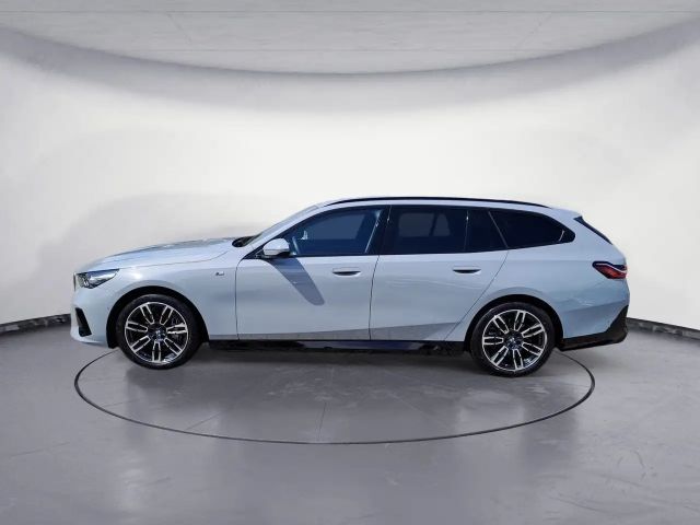 BMW 540 540d M-Sport Touring xDrive