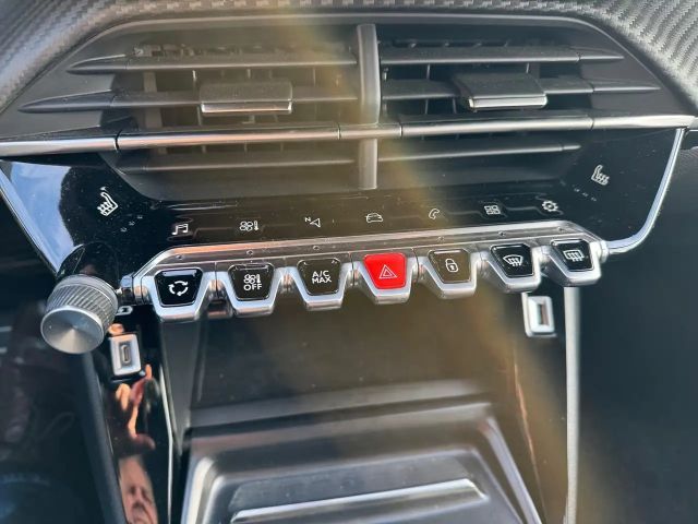 Peugeot 208 EAT8 GT-Line PureTech