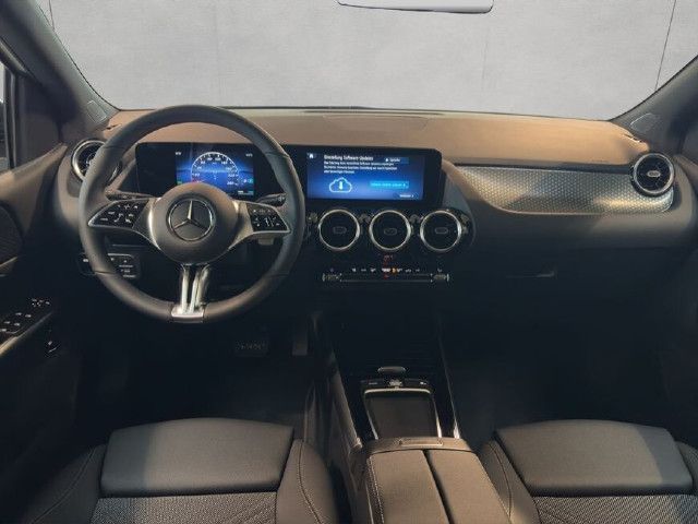 Mercedes-Benz B 180 Sedan