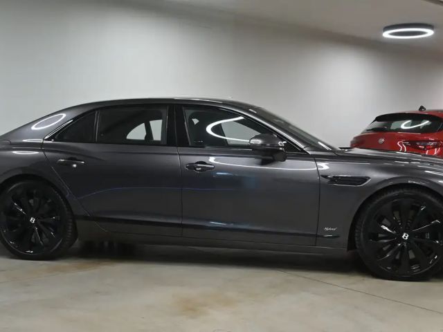 Bentley Flying Spur Hybrid