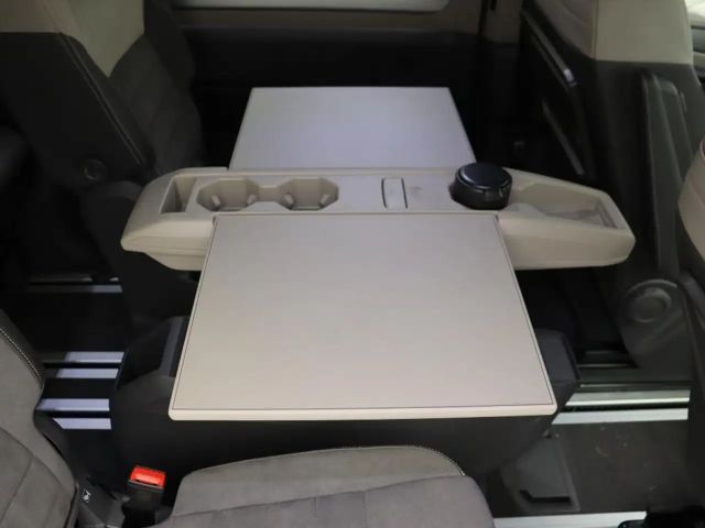 Volkswagen Multivan 2.0 TDI DSG Style T7