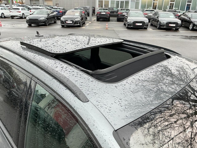 Audi RS4 Avant Quattro