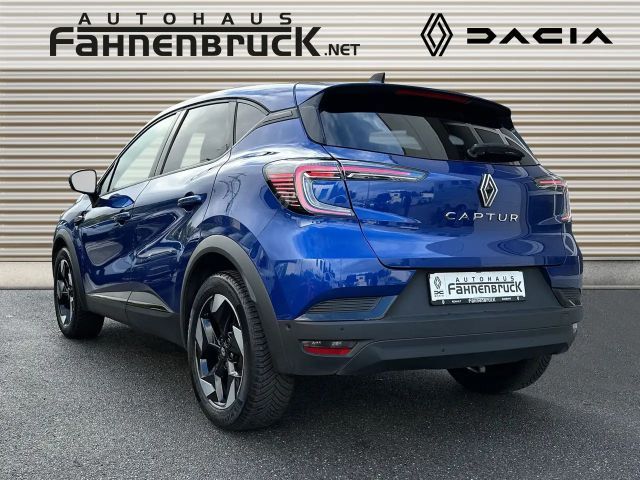 Renault Captur Hybrid TCe 140 Techno