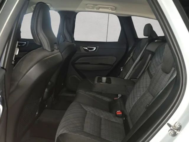 Volvo XC60 AWD Core