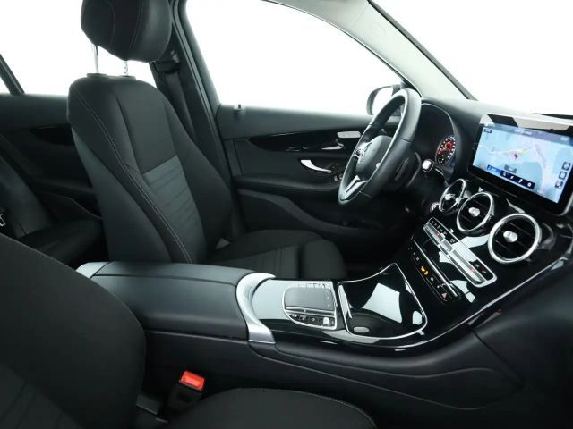 Mercedes-Benz GLC 300 4MATIC