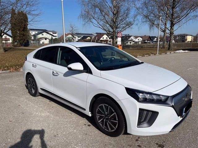 Hyundai Ioniq Electric