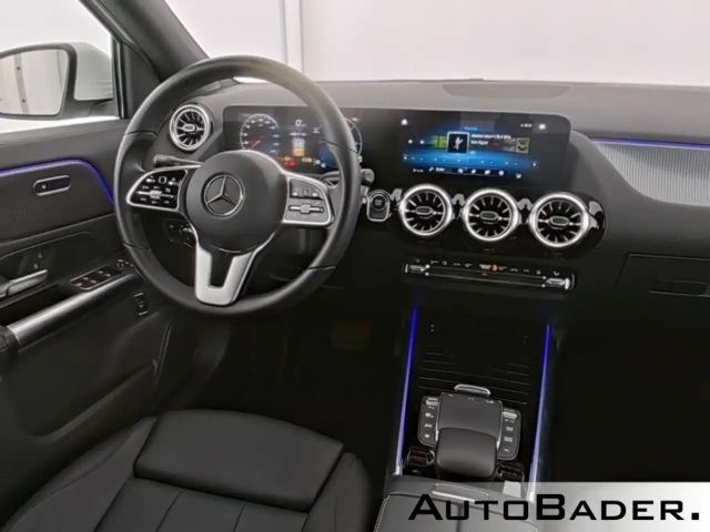 Mercedes-Benz EQA 300 4MATIC Advanced