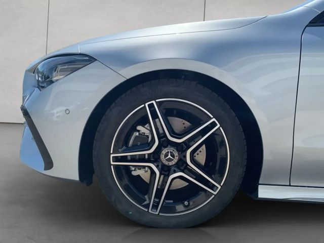 Mercedes-Benz CLA 200 CLA