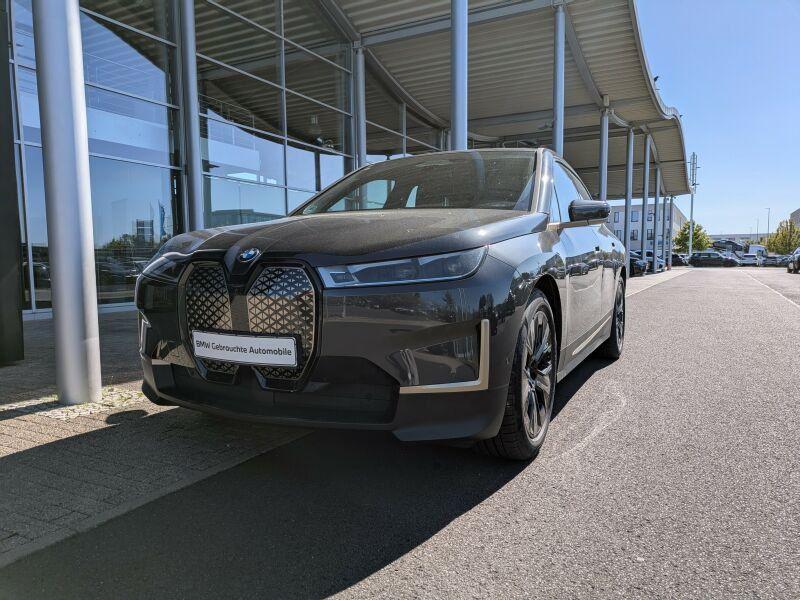 BMW iX xDrive50
