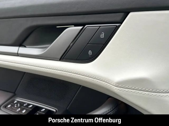 Porsche Taycan 4 Sport Turismo