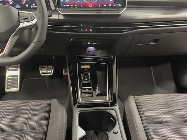 Volkswagen Golf 2.0 TSI DSG GTI Plus Style