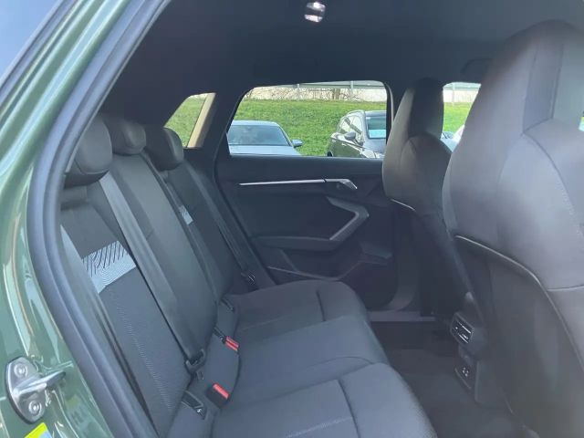 Audi A3 35 TFSI S-Line S-Tronic Sedan