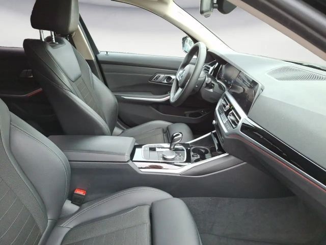 BMW 330 330e Sport Line Touring