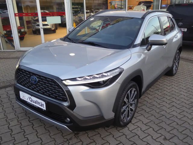 Toyota Corolla Cross Team D