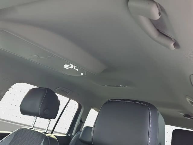 Volkswagen Touran 1.5 TSI DSG IQ.Drive