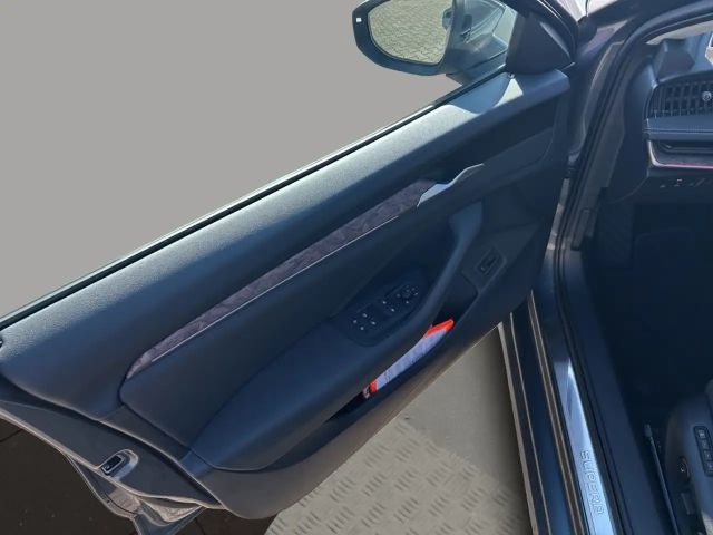 Skoda Superb 2.0 TDI Combi