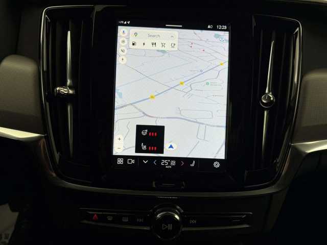 Volvo V90 AWD Dark Plus Recharge T6