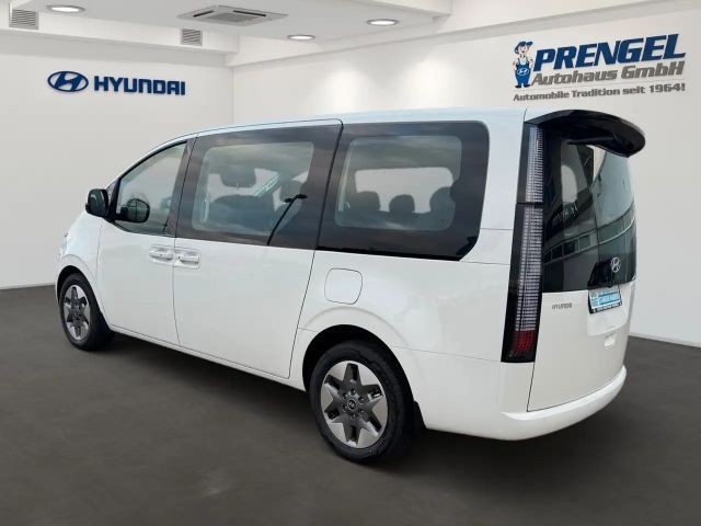 Hyundai Staria Trend