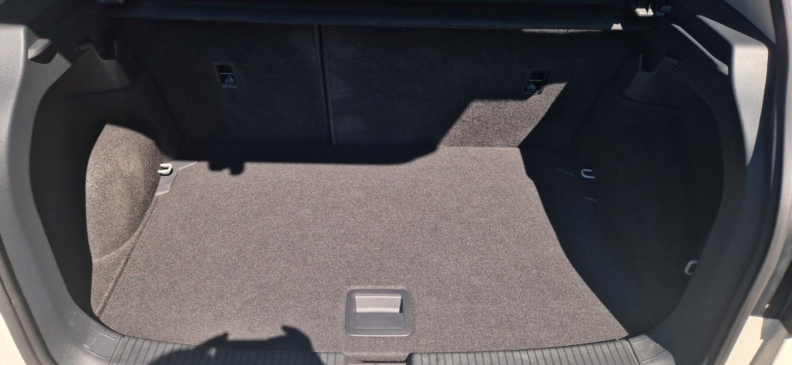 Volkswagen T-Cross StyleIQLEDKamera ACC Ascotgrau