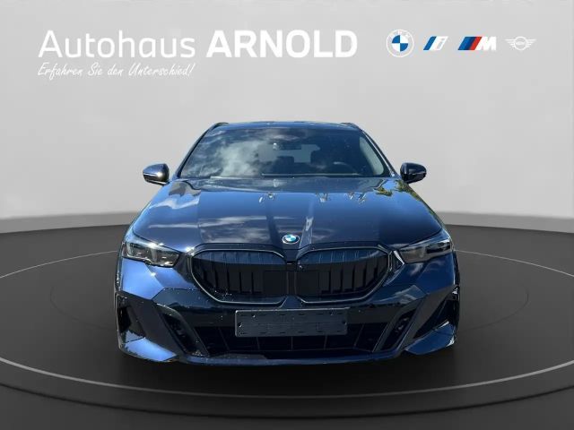 BMW 520 520d M-Sport Touring