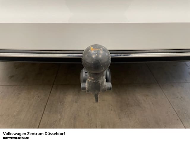 Volkswagen Golf 1.5 TSI Life Variant