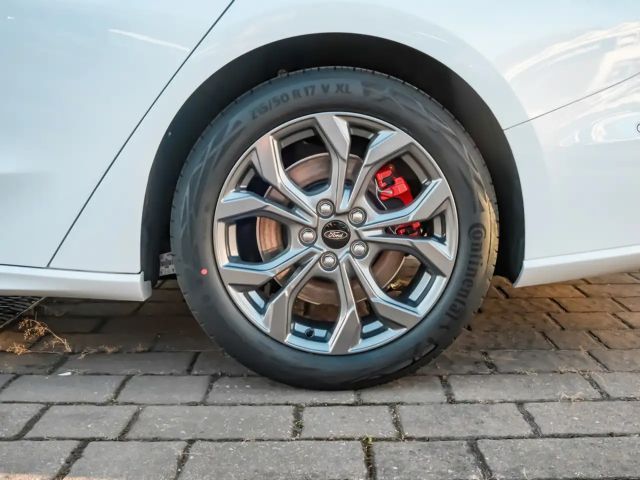 Ford Focus ST Line Wagon